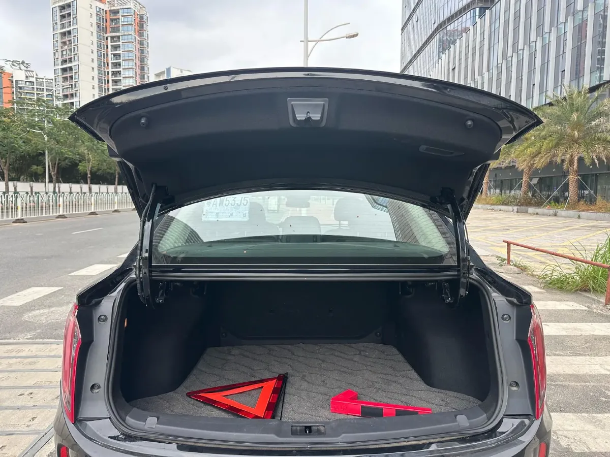 2023 HongQi E-QM5 BEV 54KWH,autocango,china used car exporter,china ev exporter,chinese used car exporter,chinese used ev exporter