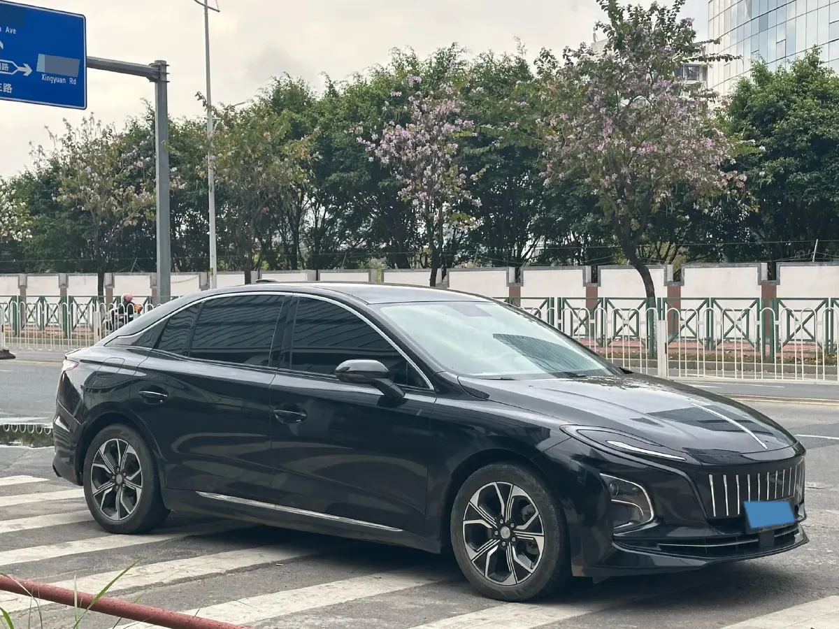 2023 HongQi E-QM5 BEV 54KWH,autocango,china used car exporter,china ev exporter,chinese used car exporter,chinese used ev exporter