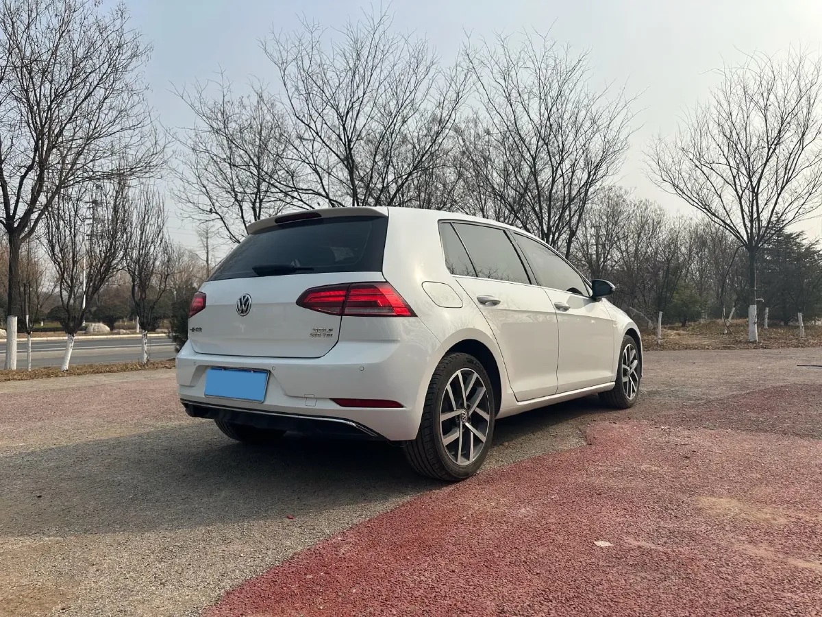 2020 Volkswagen Golf 1.4T 150HP L4 7DCT,autocango,china used car exporter,china ev exporter,chinese used car exporter,chinese used ev exporter