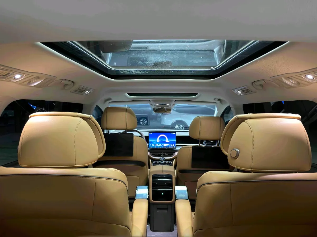 2022 Mercedes-Benz GLC Class 2.0T 197HP L4 9AT,autocango,china used car exporter,china ev exporter,chinese used car exporter,chinese used ev exporter