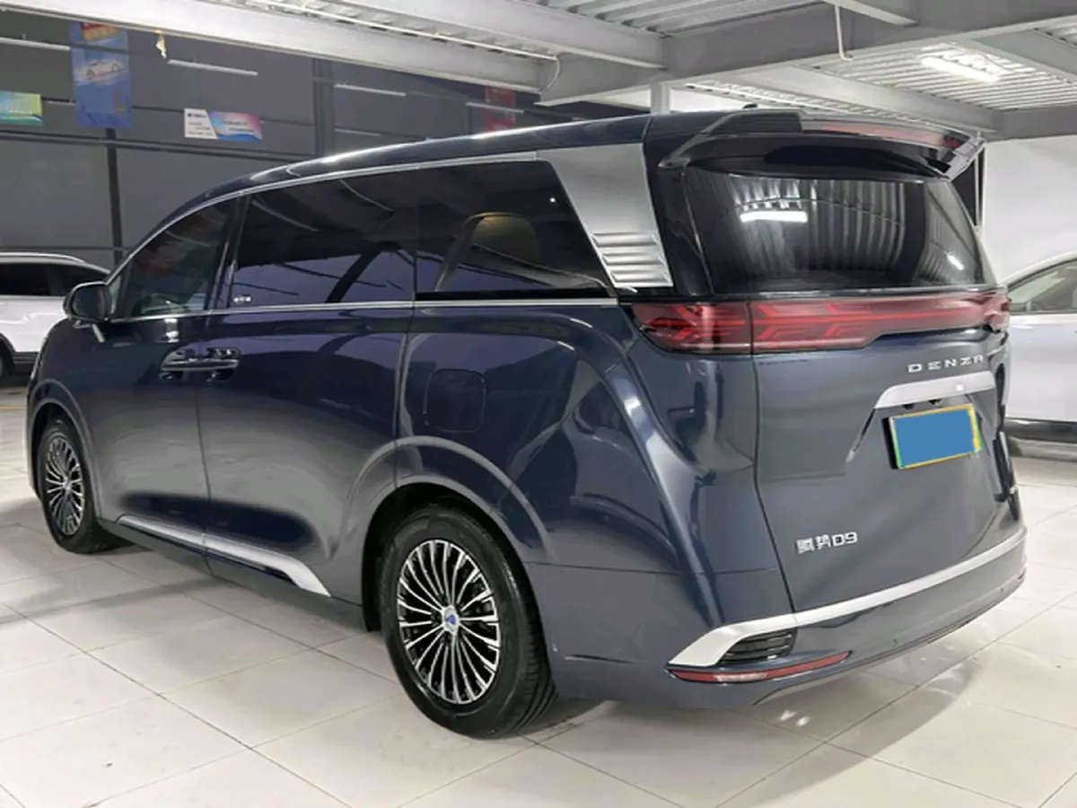 2022 Mercedes-Benz GLC Class 2.0T 197HP L4 9AT,autocango,china used car exporter,china ev exporter,chinese used car exporter,chinese used ev exporter