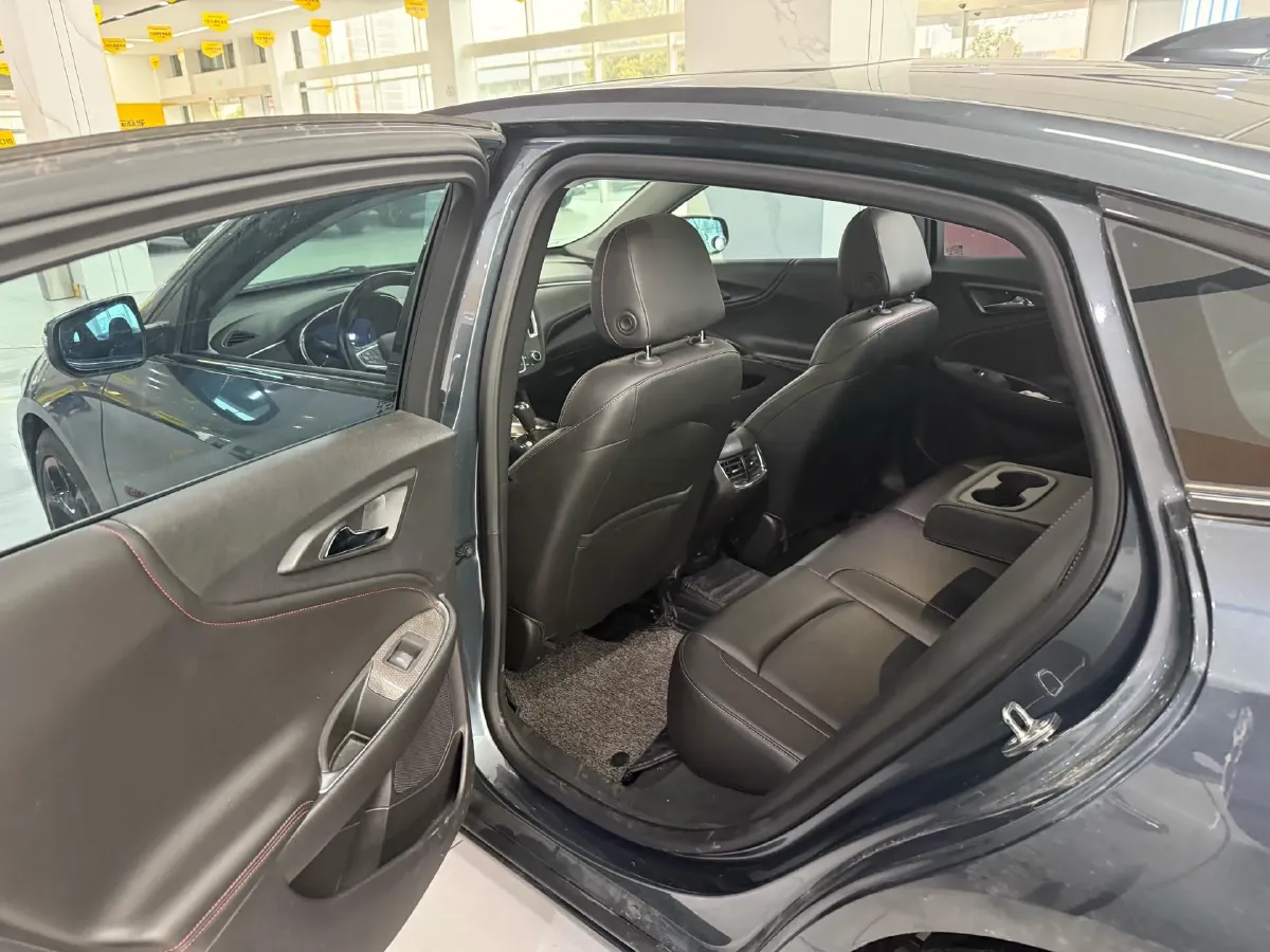 2019 Chevrolet Malibu XL 2.0T 241HP L4 9AT,autocango,china used car exporter,china ev exporter,chinese used car exporter,chinese used ev exporter