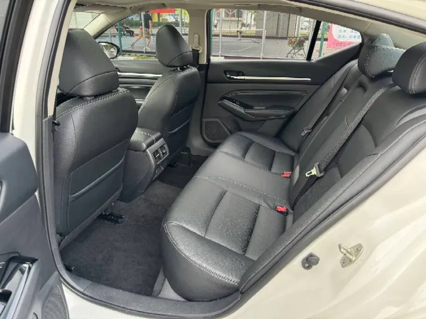 2021 Nissan Teana 2.0T 243HP L4 CVT,autocango,china used car exporter,china ev exporter,chinese used car exporter,chinese used ev exporter