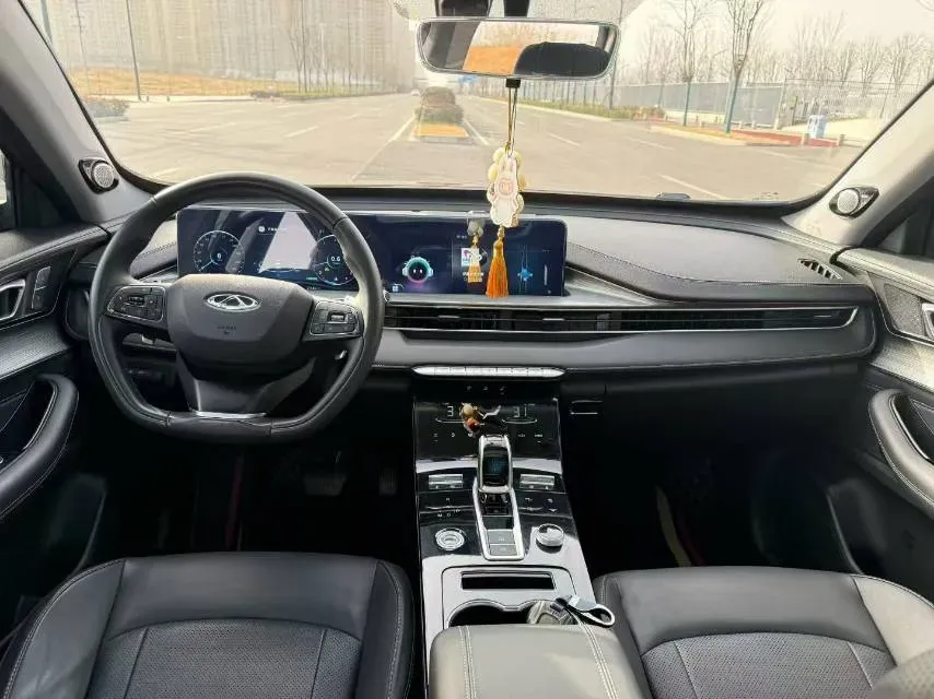 2022 Chery Tiggo 8 Plus 1.6T 197HP L4 7DCT,autocango,china used car exporter,china ev exporter,chinese used car exporter,chinese used ev exporter