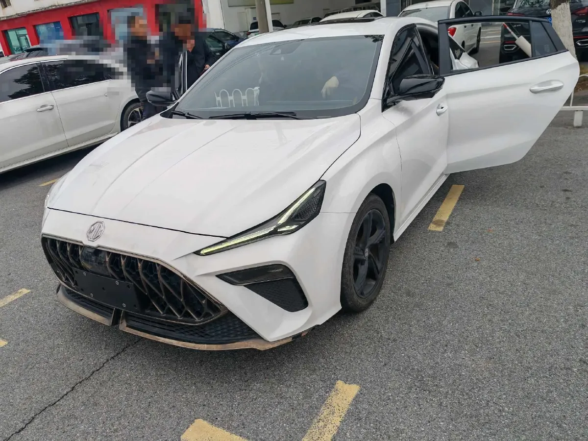 2022 MG 5 Scorpio 1.5T 181HP L4 7DCT,autocango,china used car exporter,china ev exporter,chinese used car exporter,chinese used ev exporter