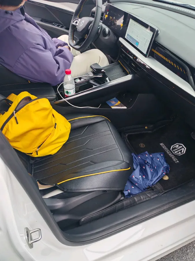 2022 MG 5 Scorpio 1.5T 181HP L4 7DCT,autocango,china used car exporter,china ev exporter,chinese used car exporter,chinese used ev exporter