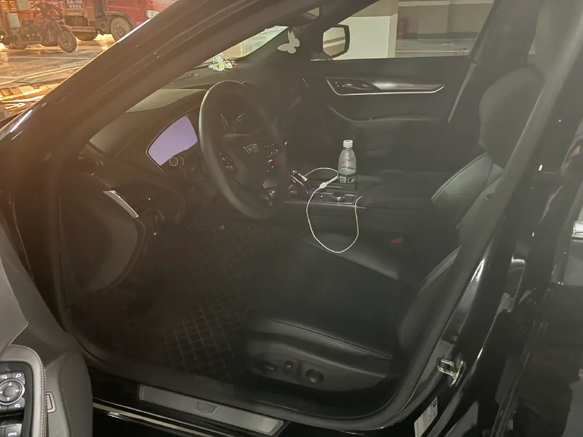 2023 Cadillac CT5 2.0T 237HP L4 10AT,autocango,china used car exporter,china ev exporter,chinese used car exporter,chinese used ev exporter