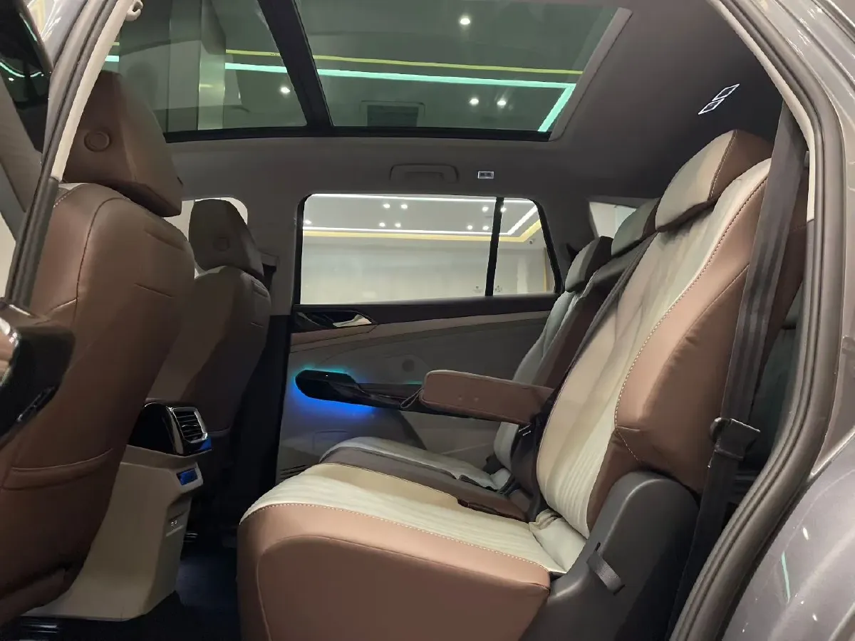 2021 Volkswagen ID.6 X BEV 83.4KWH,autocango,china used car exporter,china ev exporter,chinese used car exporter,chinese used ev exporter