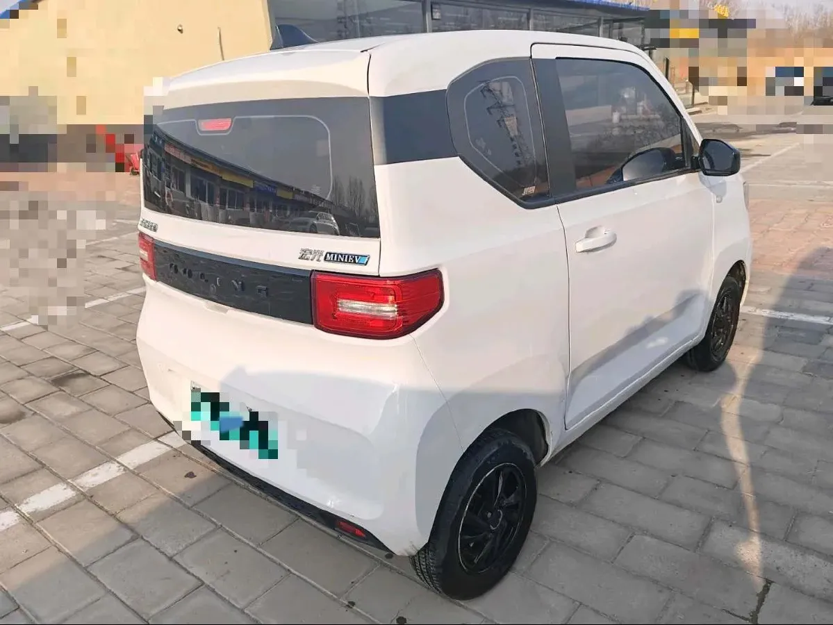 2020 WuLing HongGuang MINI EV BEV 9.3KWH,autocango,china used car exporter,china ev exporter,chinese used car exporter,chinese used ev exporter