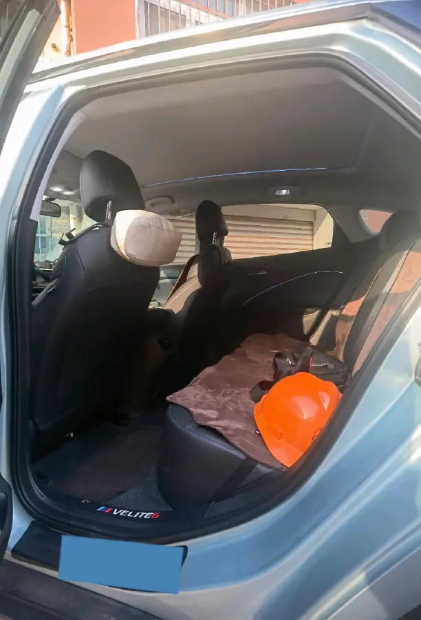 2024 Buick Velite 6 BEV 50.3KWH,autocango,china used car exporter,china ev exporter,chinese used car exporter,chinese used ev exporter