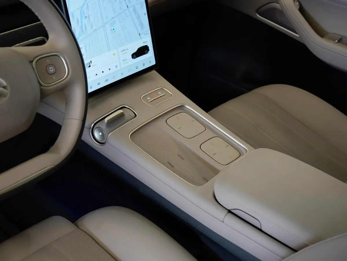 2024 NIO ES8 BEV 75KWH,autocango,china used car exporter,china ev exporter,chinese used car exporter,chinese used ev exporter