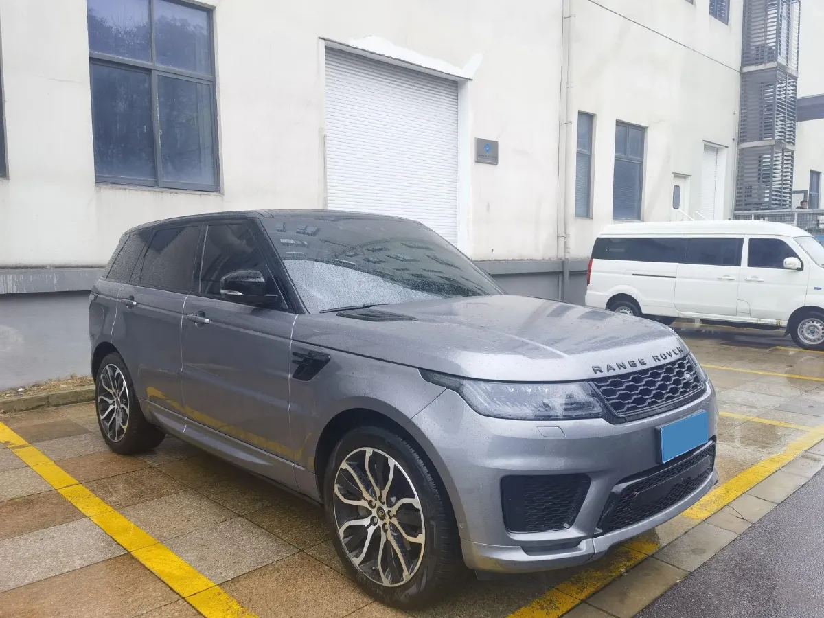 2021 Land Rover Range Rover Sport 3.0T 360HP L6 8AT,autocango,china used car exporter,china ev exporter,chinese used car exporter,chinese used ev exporter