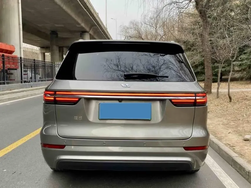 2020 Li ONE Range Extended 131HP REEV 40.5KWH,autocango,china used car exporter,china ev exporter,chinese used car exporter,chinese used ev exporter