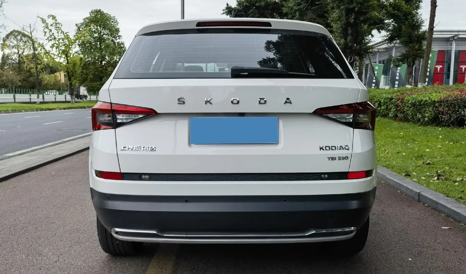 2021 Skoda Kodiak 2.0T 186HP L4 7DCT,autocango,china used car exporter,china ev exporter,chinese used car exporter,chinese used ev exporter