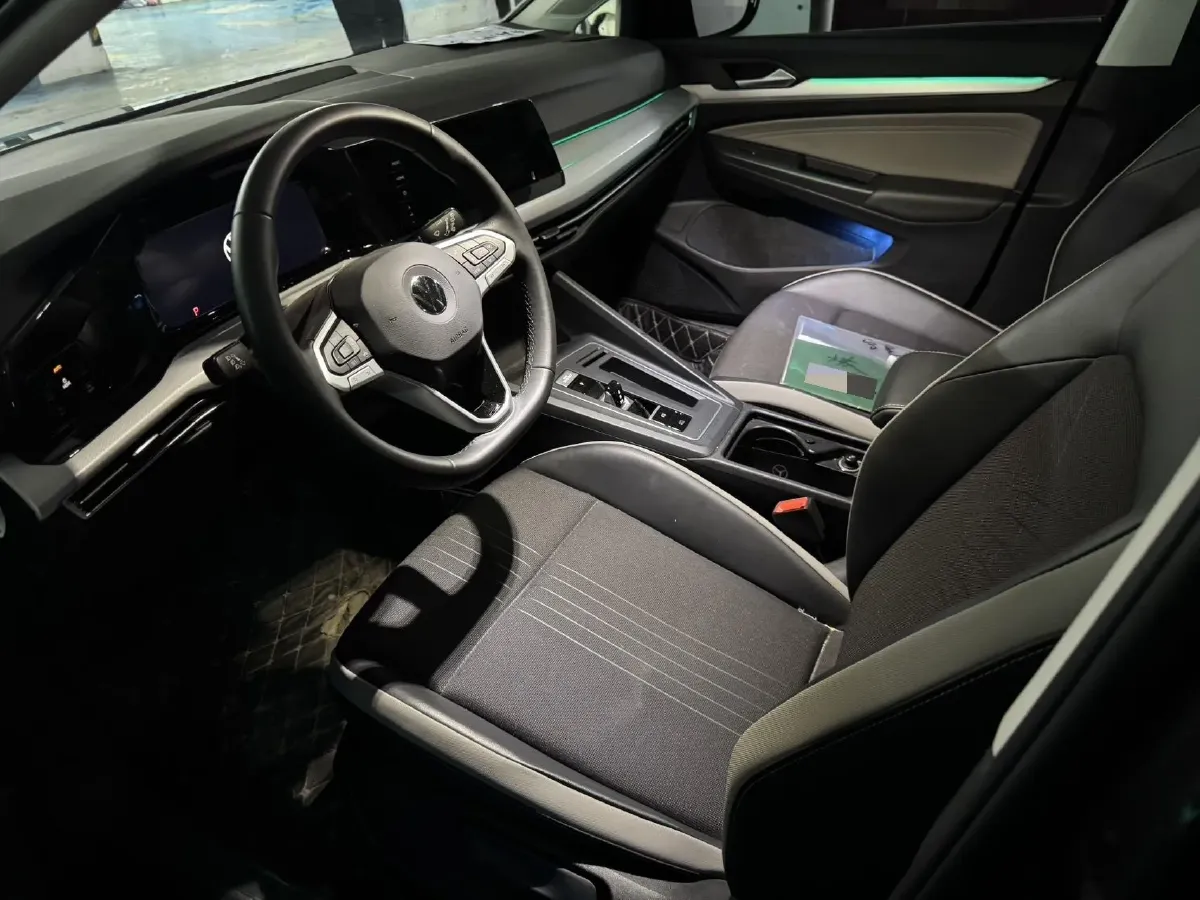 2023 Volkswagen Golf 1.4T 150HP L4 7DCT,autocango,china used car exporter,china ev exporter,chinese used car exporter,chinese used ev exporter