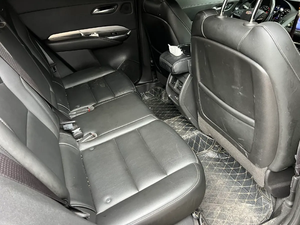 2021 Cadillac XT4 2.0T 237HP L4 9AT,autocango,china used car exporter,china ev exporter,chinese used car exporter,chinese used ev exporter