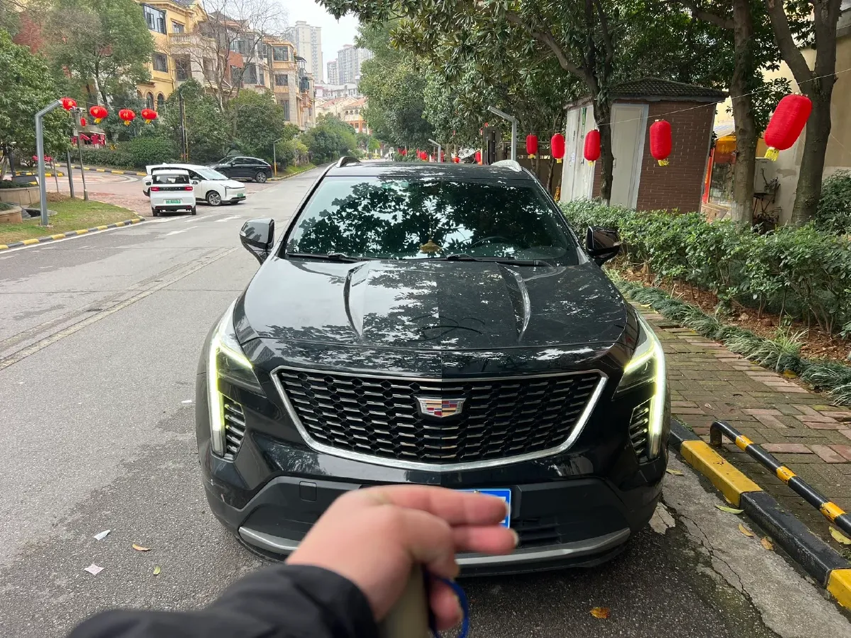 2021 Cadillac XT4 2.0T 237HP L4 9AT,autocango,china used car exporter,china ev exporter,chinese used car exporter,chinese used ev exporter