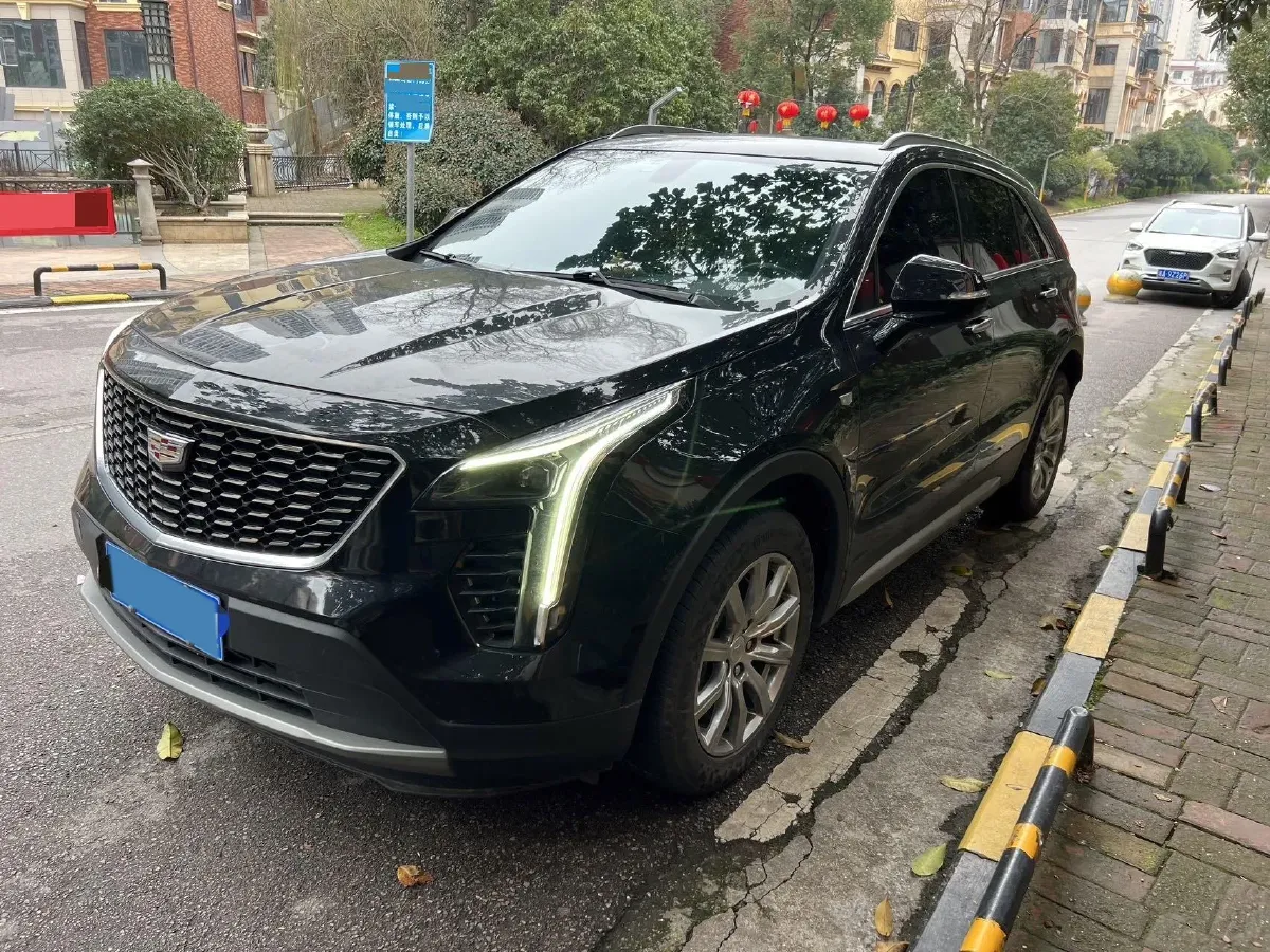 2021 Cadillac XT4 2.0T 237HP L4 9AT,autocango,china used car exporter,china ev exporter,chinese used car exporter,chinese used ev exporter
