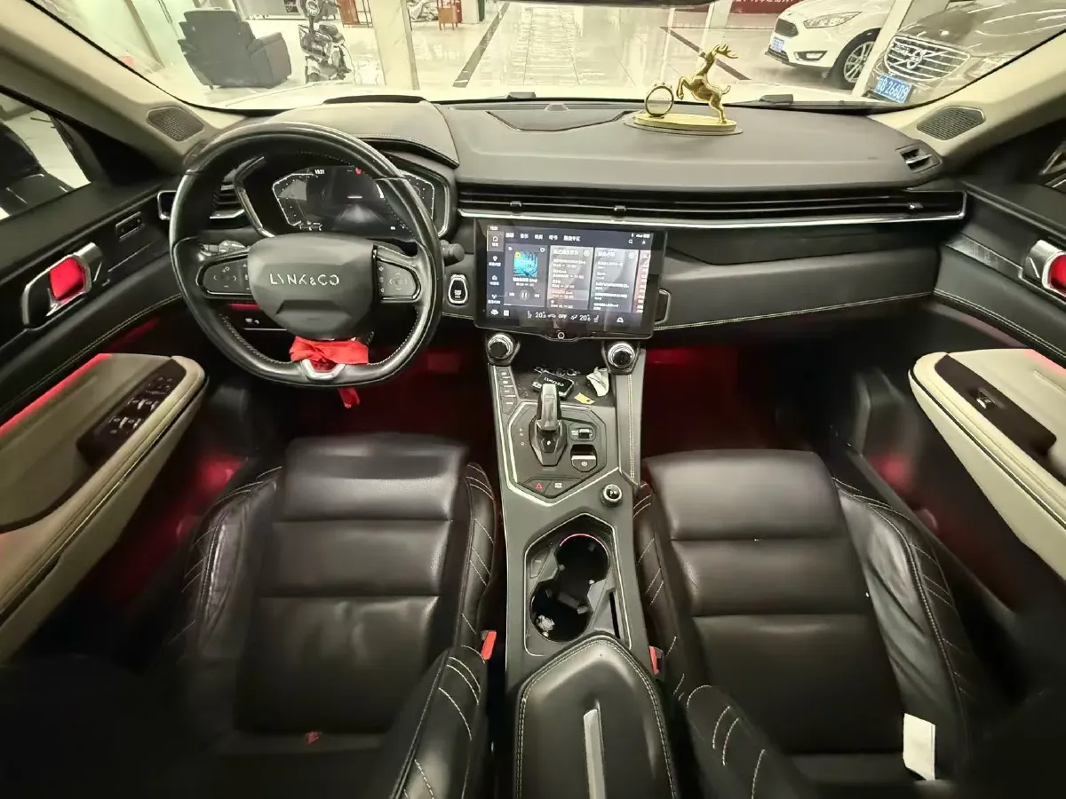 2020 LYNK&CO 05 2.0T 254HP L4 8AT,autocango,china used car exporter,china ev exporter,chinese used car exporter,chinese used ev exporter