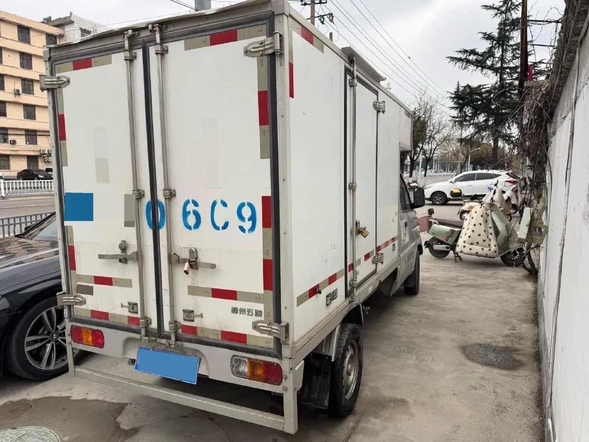 2021 WuLing RongGuang Mini Truck 1.5L 99HP L4 5MT,autocango,china used car exporter,china ev exporter,chinese used car exporter,chinese used ev exporter