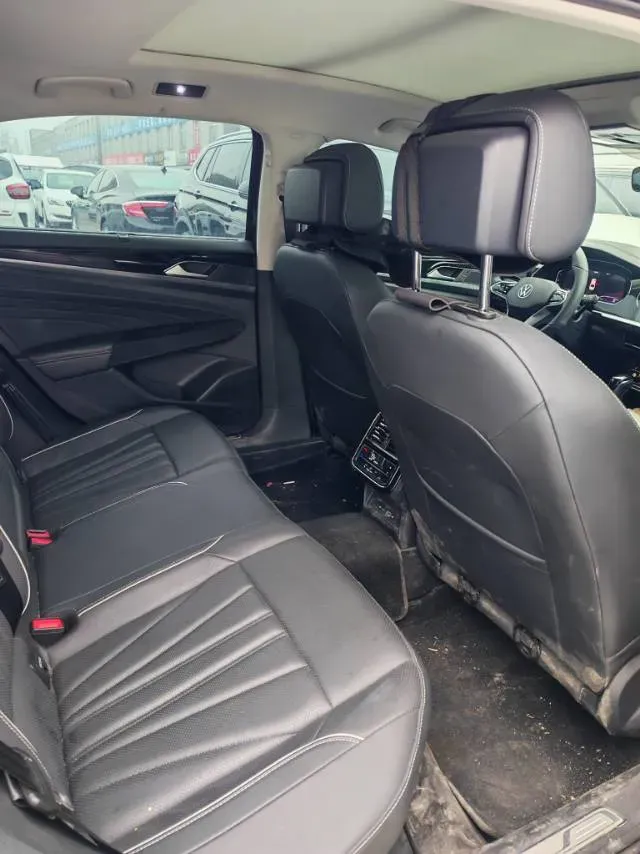 2024 Volkswagen Passat 2.0T 220HP L4 7DCT,autocango,china used car exporter,china ev exporter,chinese used car exporter,chinese used ev exporter