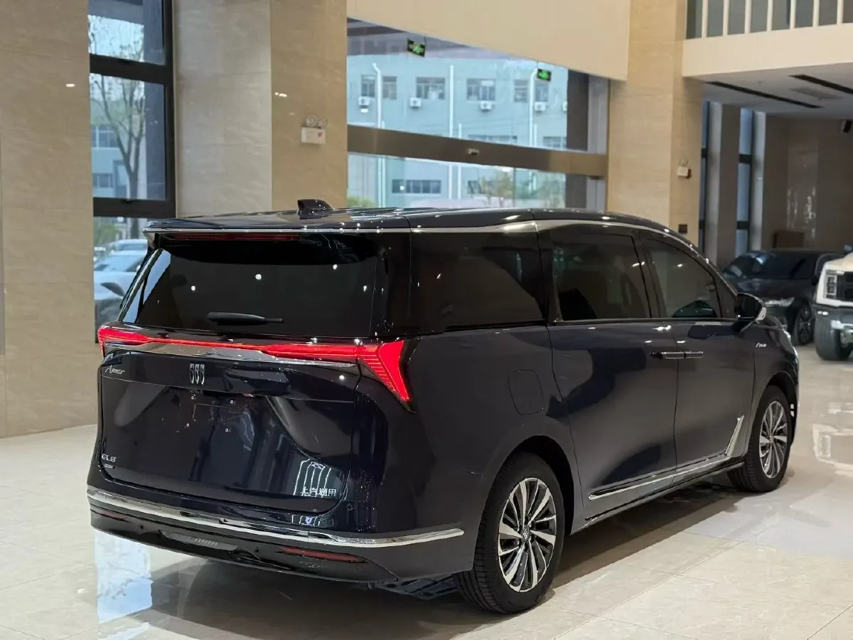 2024 Buick GL8 1.5T 180HP L4 2DHT PHEV 24.4KWH,autocango,china used car exporter,china ev exporter,chinese used car exporter,chinese used ev exporter