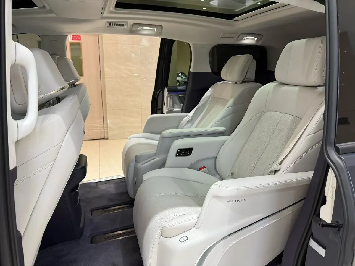 2024 Buick GL8 1.5T 180HP L4 2DHT PHEV 24.4KWH,autocango,china used car exporter,china ev exporter,chinese used car exporter,chinese used ev exporter