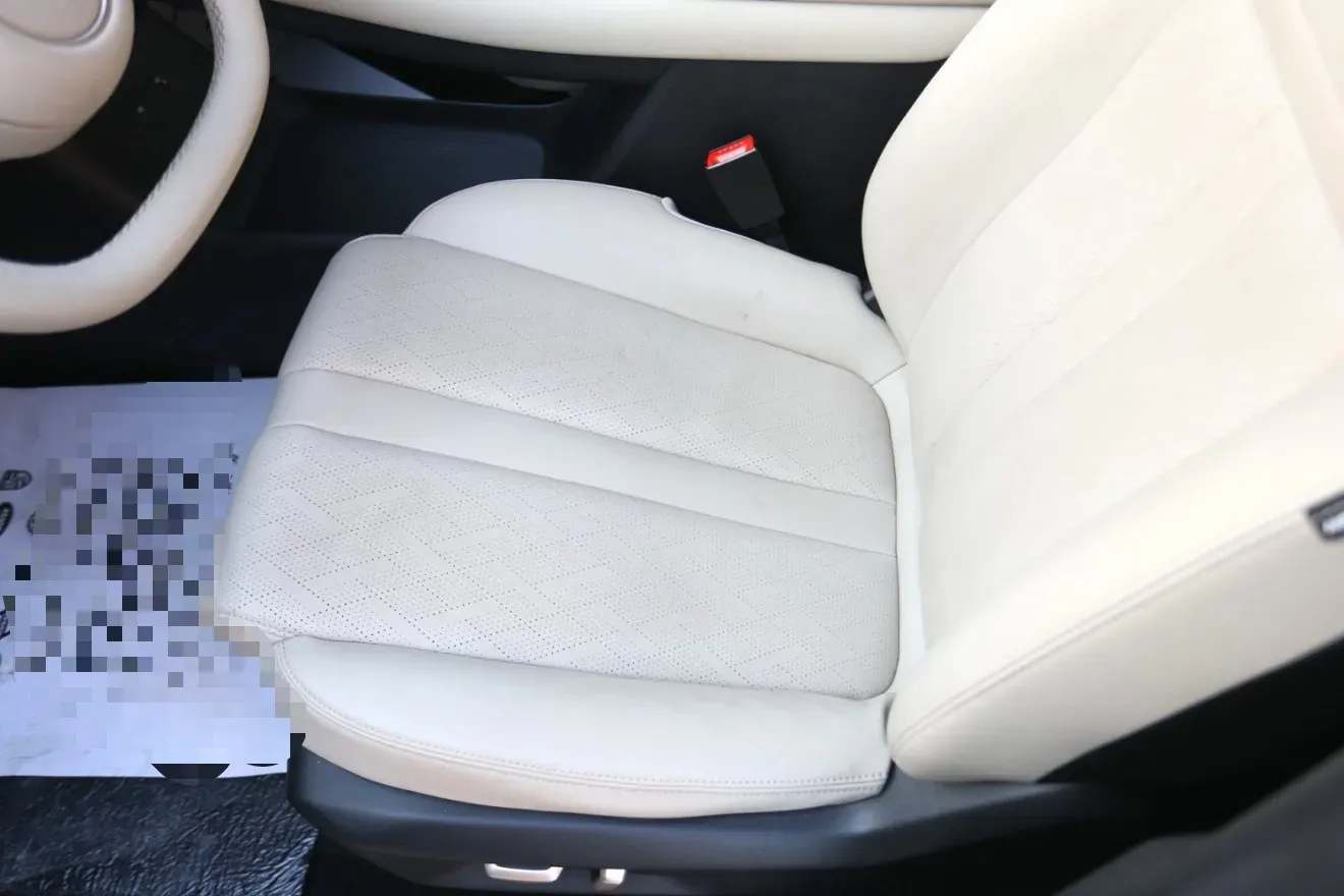 2024 WuLing XingGuangS 1.5L 106HP L4 E-CVT PHEV 20.5KWH,autocango,china used car exporter,china ev exporter,chinese used car exporter,chinese used ev exporter