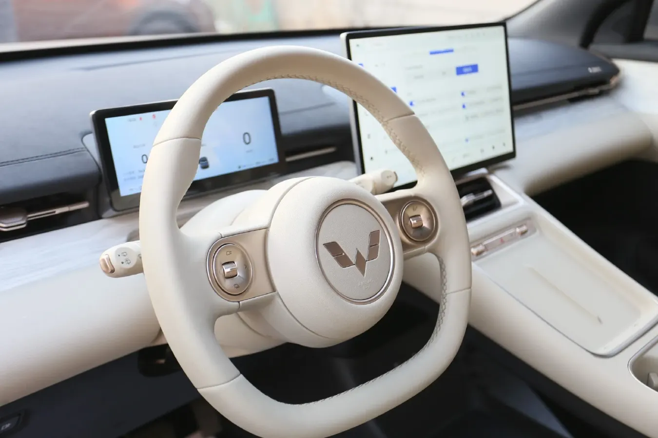 2024 WuLing XingGuangS 1.5L 106HP L4 E-CVT PHEV 20.5KWH,autocango,china used car exporter,china ev exporter,chinese used car exporter,chinese used ev exporter