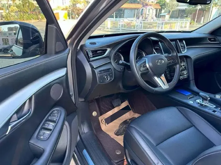 2020 Infiniti QX50 2.0T 245HP L4 CVT,autocango,china used car exporter,china ev exporter,chinese used car exporter,chinese used ev exporter