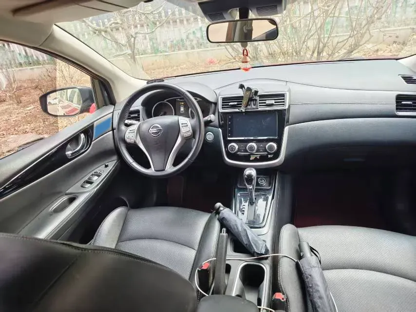2021 Nissan Tiida 1.6L 122HP L4 CVT,autocango,china used car exporter,china ev exporter,chinese used car exporter,chinese used ev exporter