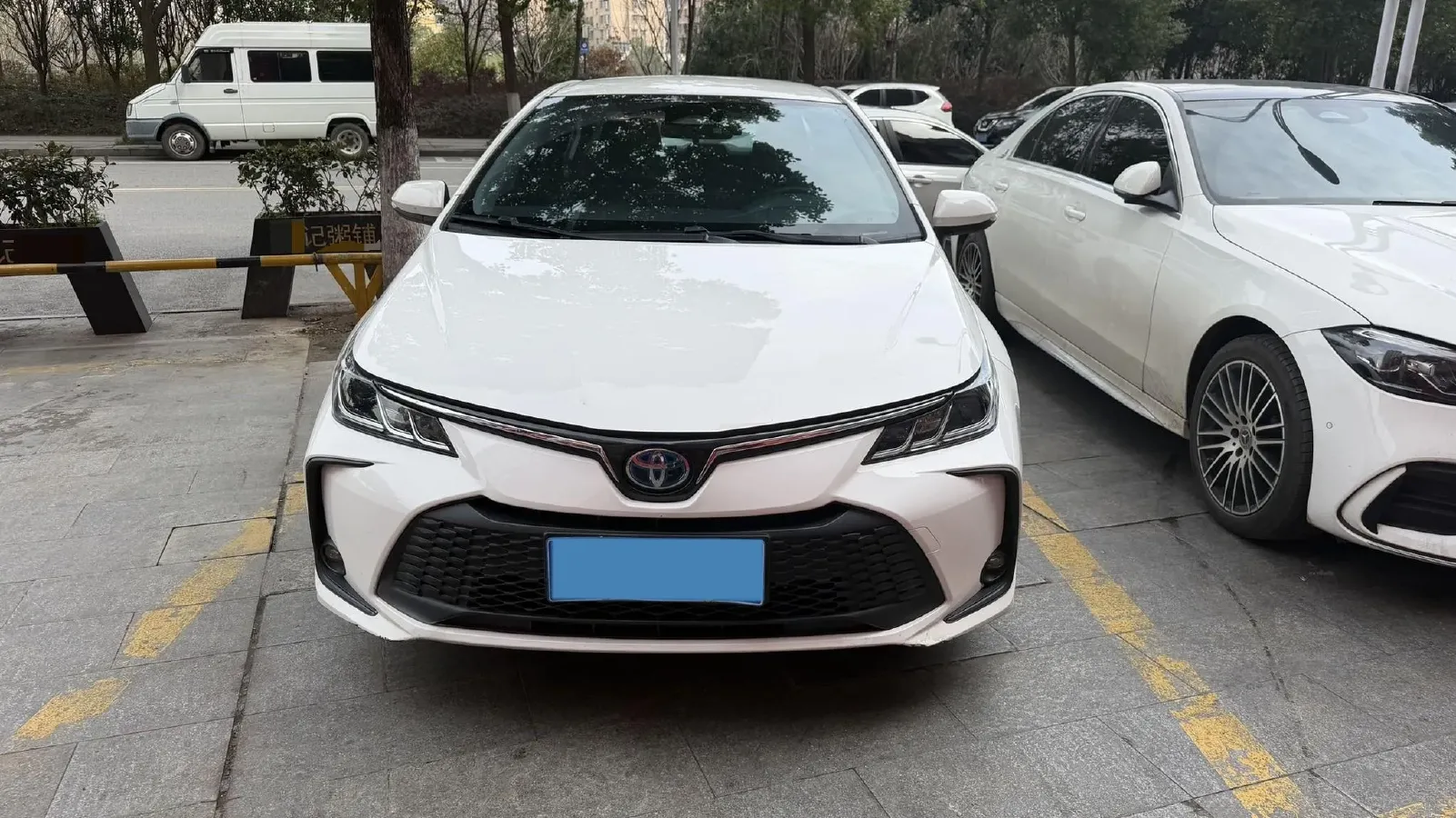 2023 Toyota Corolla 1.8L 98HP L4 E-CVT Hybrid,autocango,china used car exporter,china ev exporter,chinese used car exporter,chinese used ev exporter