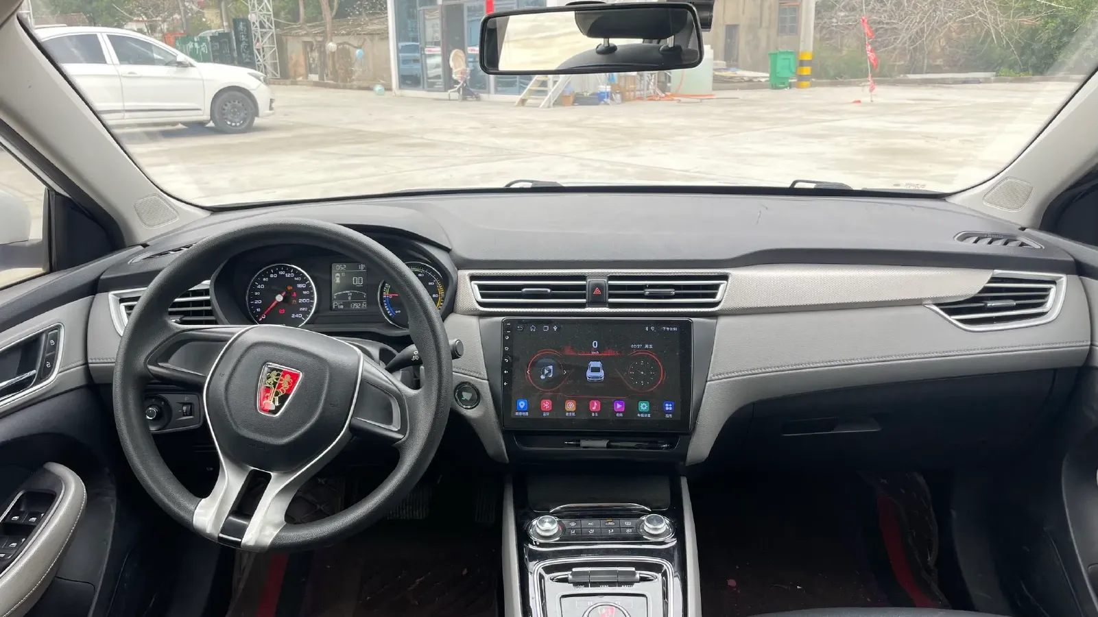 2018 Roewe Ei5 BEV 35KWH,autocango,china used car exporter,china ev exporter,chinese used car exporter,chinese used ev exporter