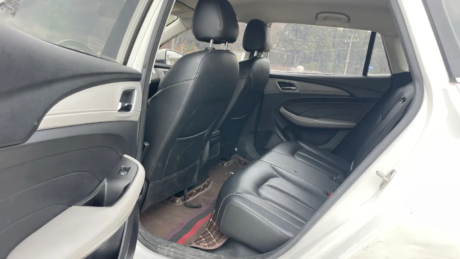 2018 Roewe Ei5 BEV 35KWH,autocango,china used car exporter,china ev exporter,chinese used car exporter,chinese used ev exporter