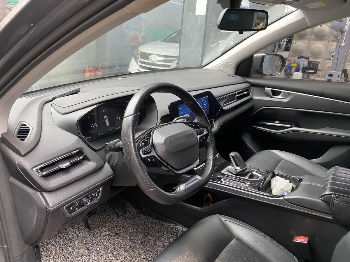 2022 WuLing KaiJie 1.5T 177HP L4 CVT,autocango,china used car exporter,china ev exporter,chinese used car exporter,chinese used ev exporter