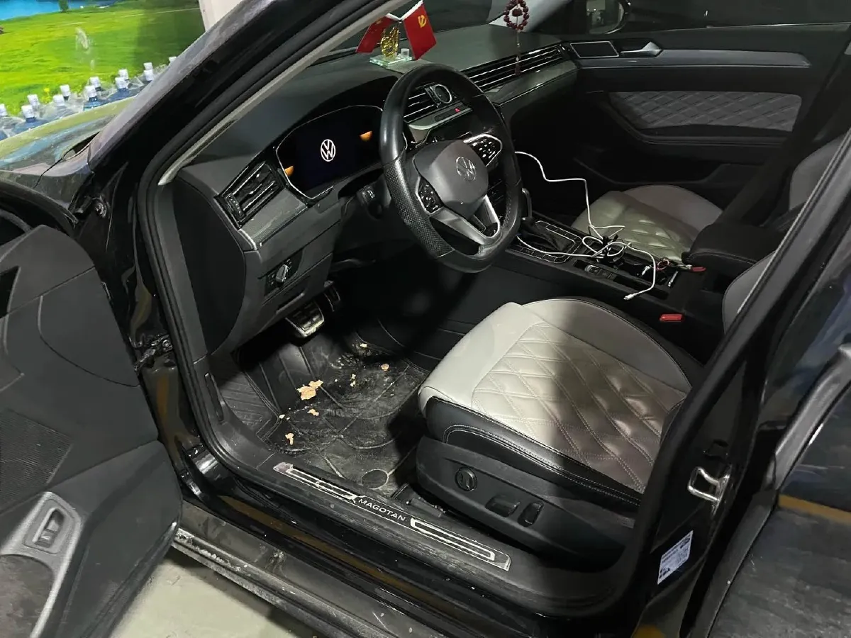 2023 Volkswagen Magotan 2.0T 186HP L4 7DCT,autocango,china used car exporter,china ev exporter,chinese used car exporter,chinese used ev exporter