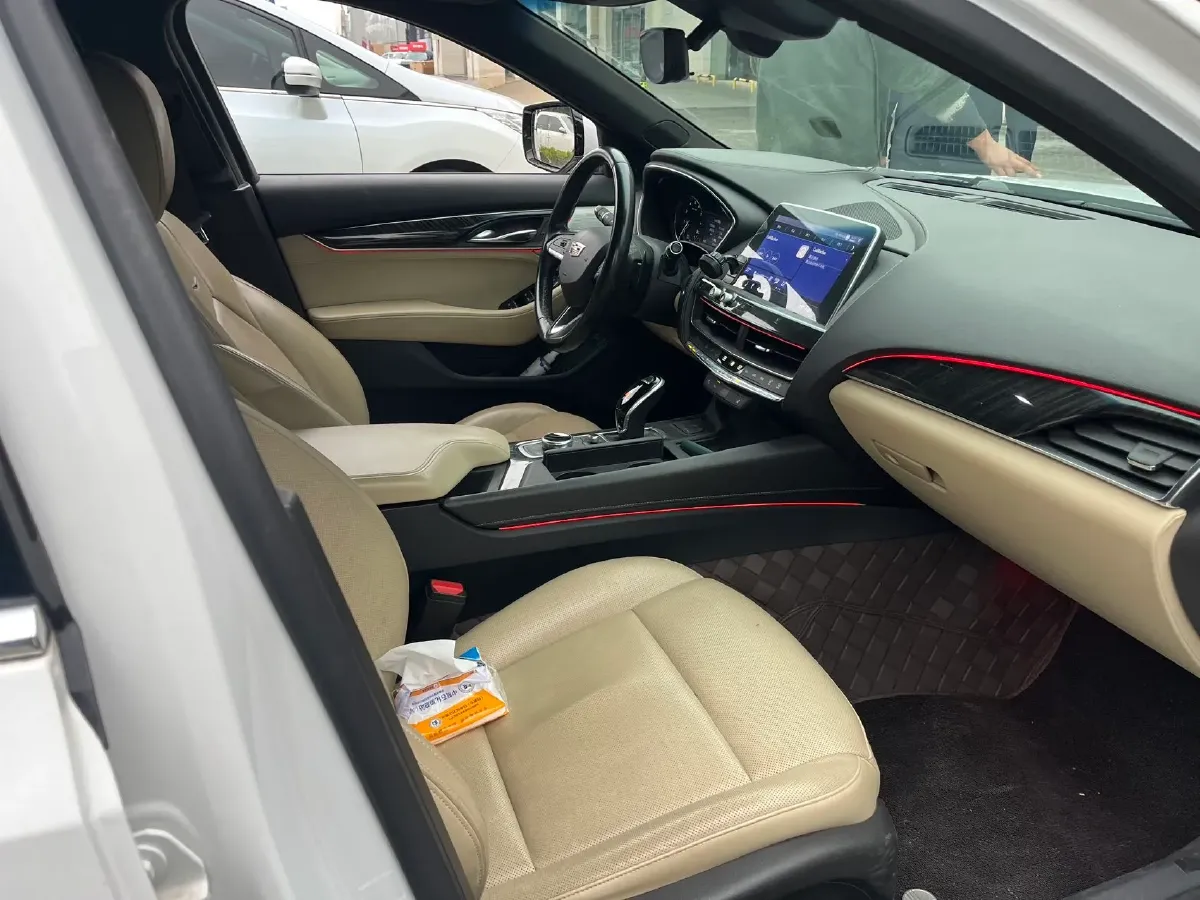 2020 Cadillac CT5 2.0T 241HP L4 10AT,autocango,china used car exporter,china ev exporter,chinese used car exporter,chinese used ev exporter