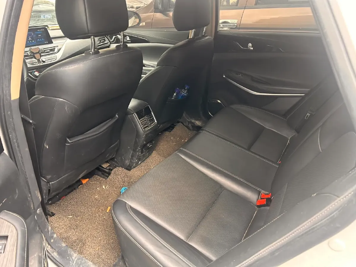 2021 ChangAn Raeton CC 1.5T 180HP L4 7DCT,autocango,china used car exporter,china ev exporter,chinese used car exporter,chinese used ev exporter