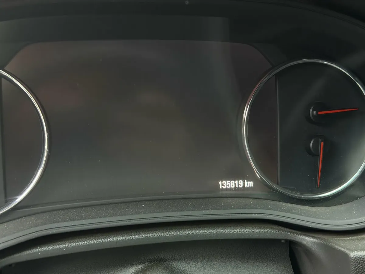 2019 Buick Regal 2.0T 261HP L4 9AT,autocango,china used car exporter,china ev exporter,chinese used car exporter,chinese used ev exporter