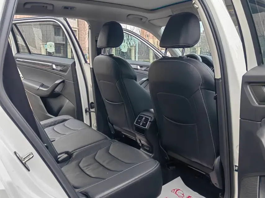 2018 Skoda Kodiak 2.0T 186HP L4 7DCT,autocango,china used car exporter,china ev exporter,chinese used car exporter,chinese used ev exporter