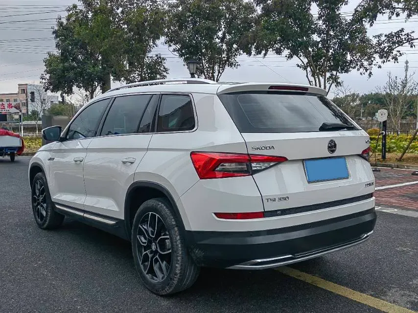 2018 Skoda Kodiak 2.0T 186HP L4 7DCT,autocango,china used car exporter,china ev exporter,chinese used car exporter,chinese used ev exporter