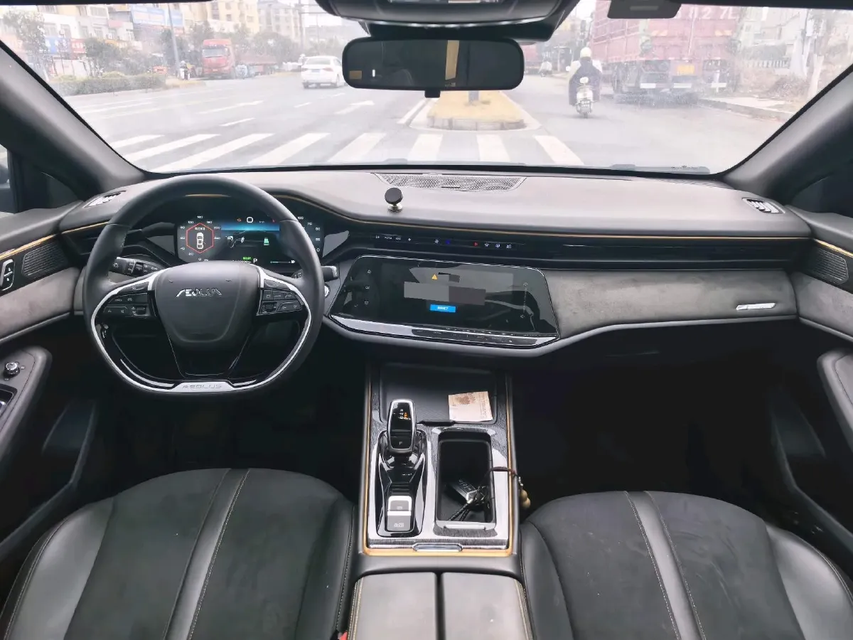 2021 DongFeng Aeolus YiXuan MAX 1.5T 163HP L4 E-CVT Hybrid,autocango,china used car exporter,china ev exporter,chinese used car exporter,chinese used ev exporter