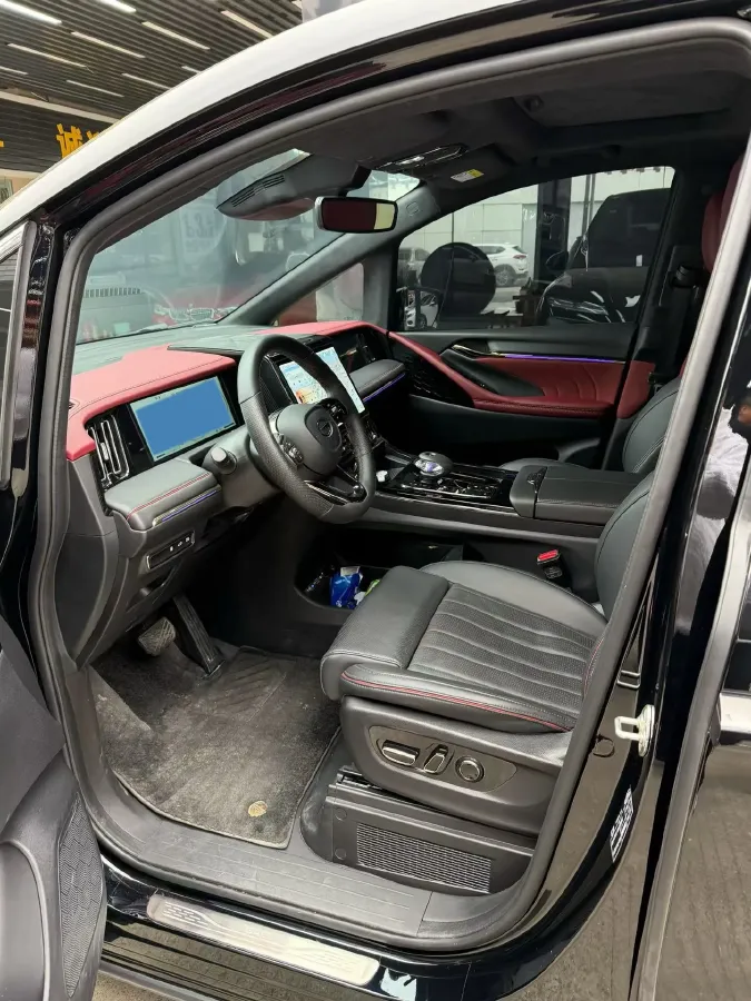 2025 GAC Trumpchi M8 2.0T 190HP L4 2DHT Hybrid,autocango,china used car exporter,china ev exporter,chinese used car exporter,chinese used ev exporter