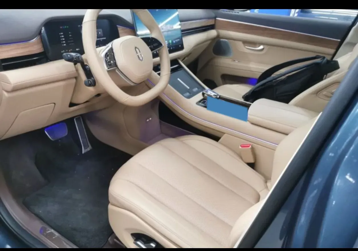 2024 AITO AITO M7 1.5T 152HP L4 REEV 42KWH,autocango,china used car exporter,china ev exporter,chinese used car exporter,chinese used ev exporter