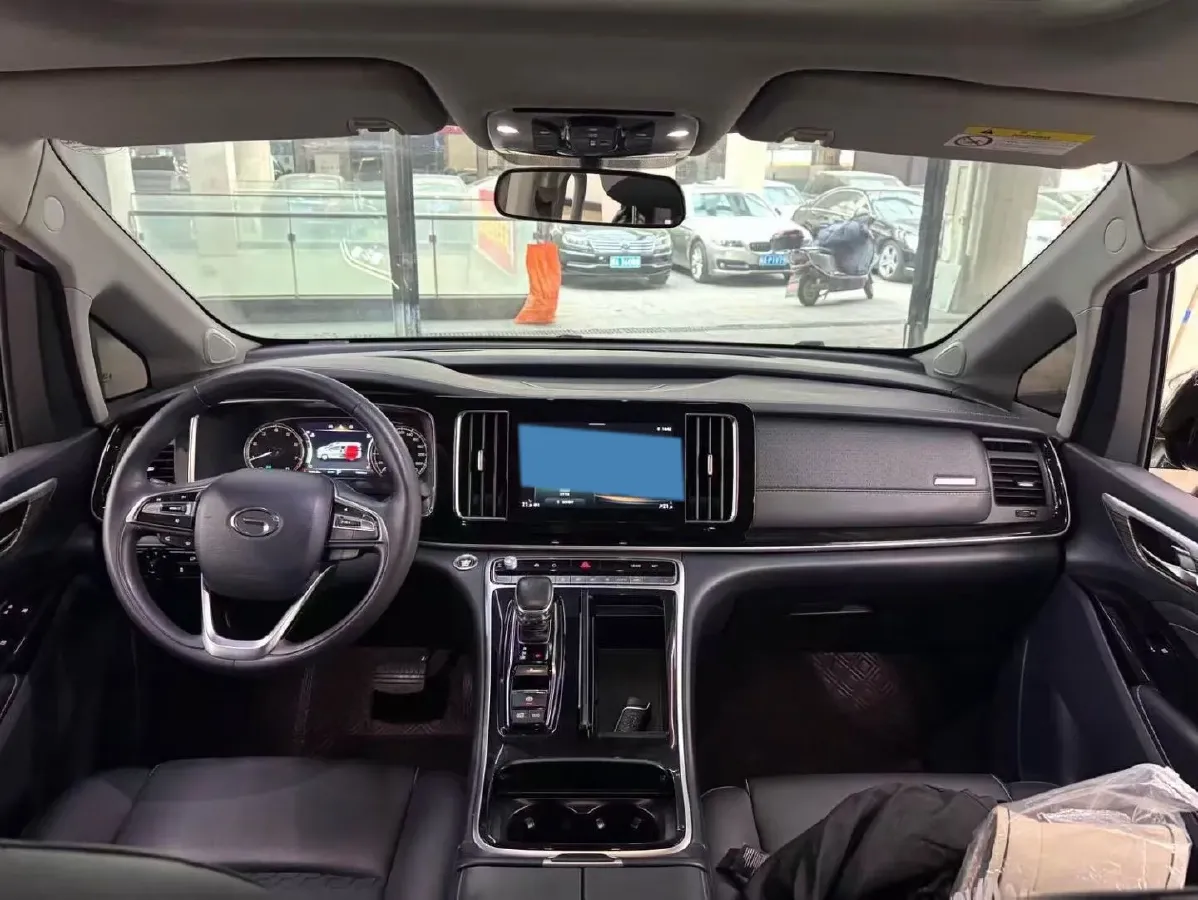 2021 GAC Trumpchi M8 2.0T 252HP L4 8AT,autocango,china used car exporter,china ev exporter,chinese used car exporter,chinese used ev exporter