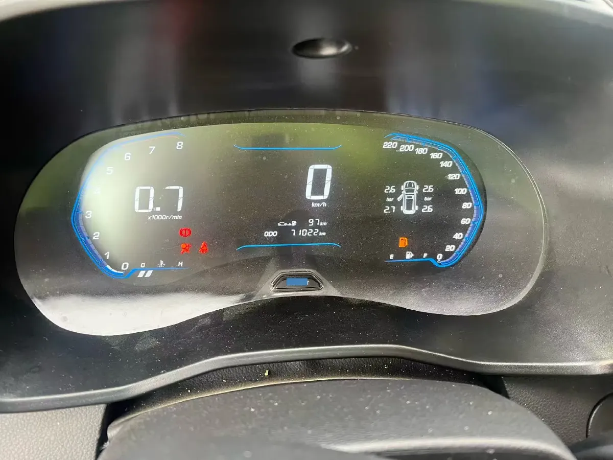 2019 WuLing HongGuang S3 1.5L 99HP L4 6MT,autocango,china used car exporter,china ev exporter,chinese used car exporter,chinese used ev exporter