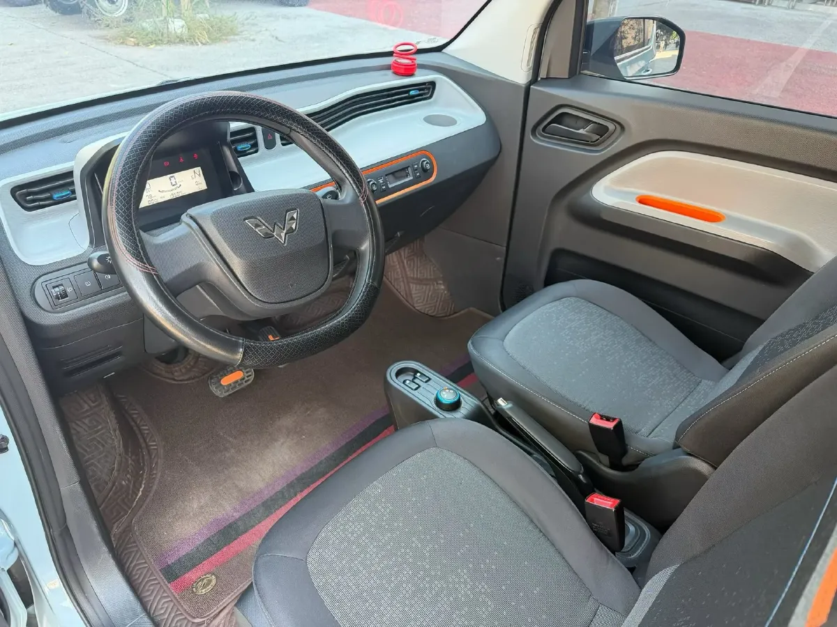 2021 WuLing HongGuang MINI EV BEV 9.3KWH,autocango,china used car exporter,china ev exporter,chinese used car exporter,chinese used ev exporter