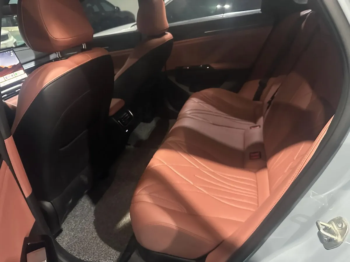 2025 BYD Sea Lion 05 DM-i 1.5L 101HP L4 E-CVT PHEV 12.9KWH,autocango,china used car exporter,china ev exporter,chinese used car exporter,chinese used ev exporter