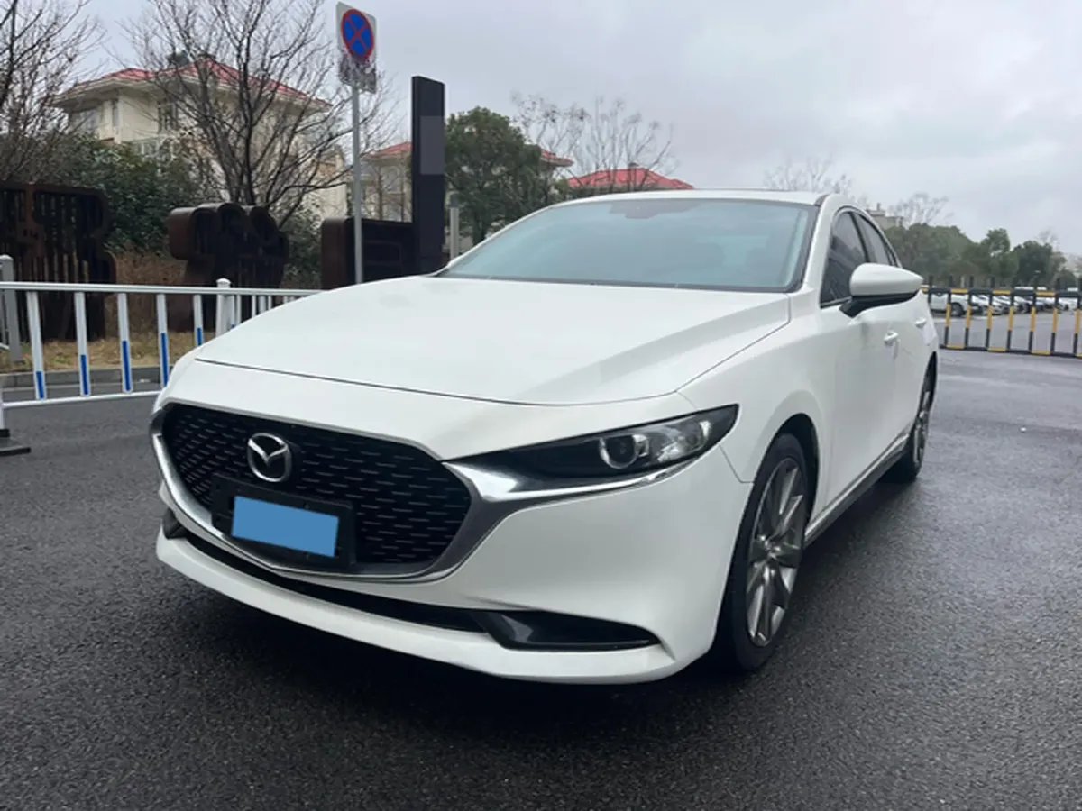 2022 Mazda 3 Axela 2.0L 158HP L4 6AT,autocango,china used car exporter,china ev exporter,chinese used car exporter,chinese used ev exporter