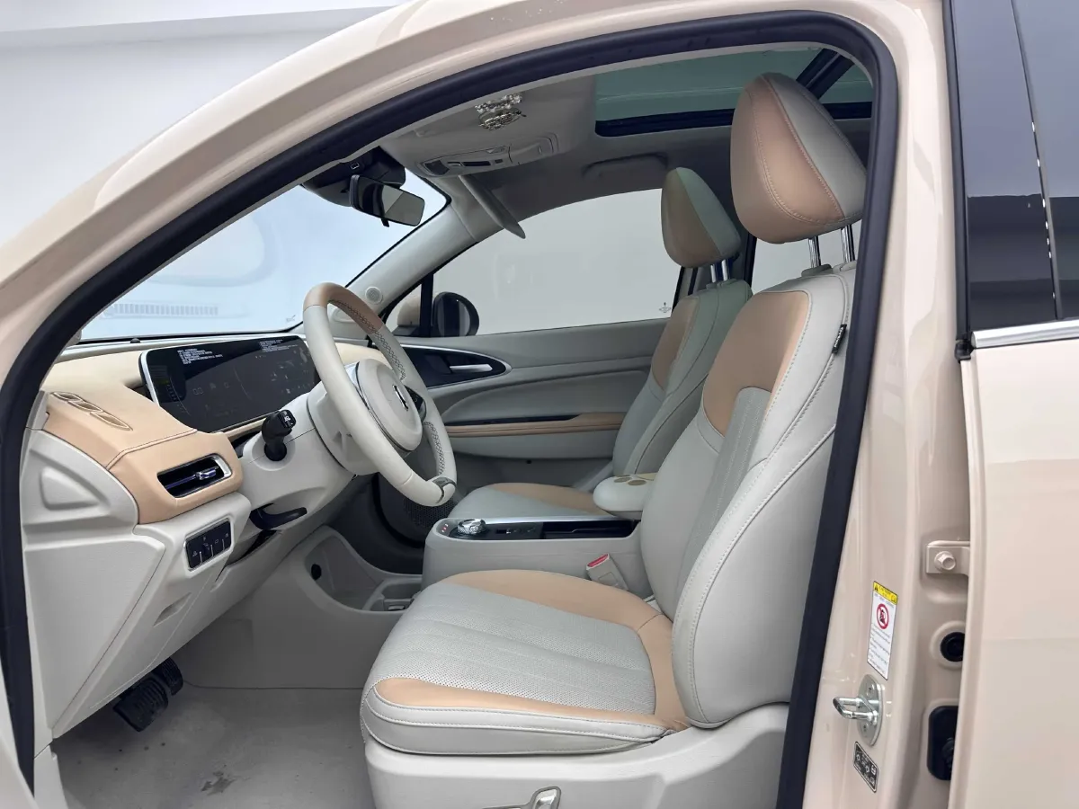 2022 ChangAn CS75 Plus 1.5T 178HP L4 6AT,autocango,china used car exporter,china ev exporter,chinese used car exporter,chinese used ev exporter